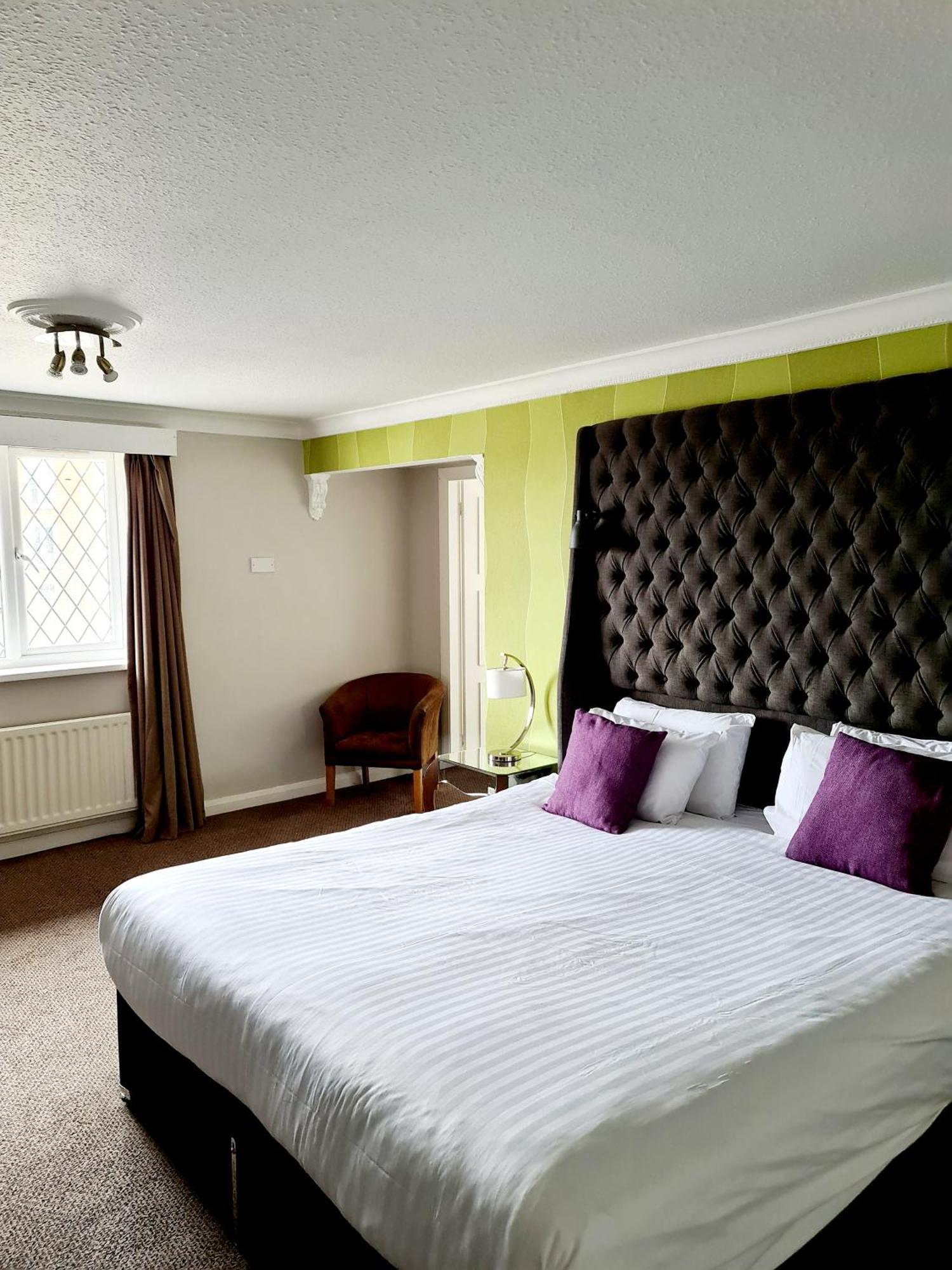 Barons Court Hotel Волсолл Екстер'єр фото
